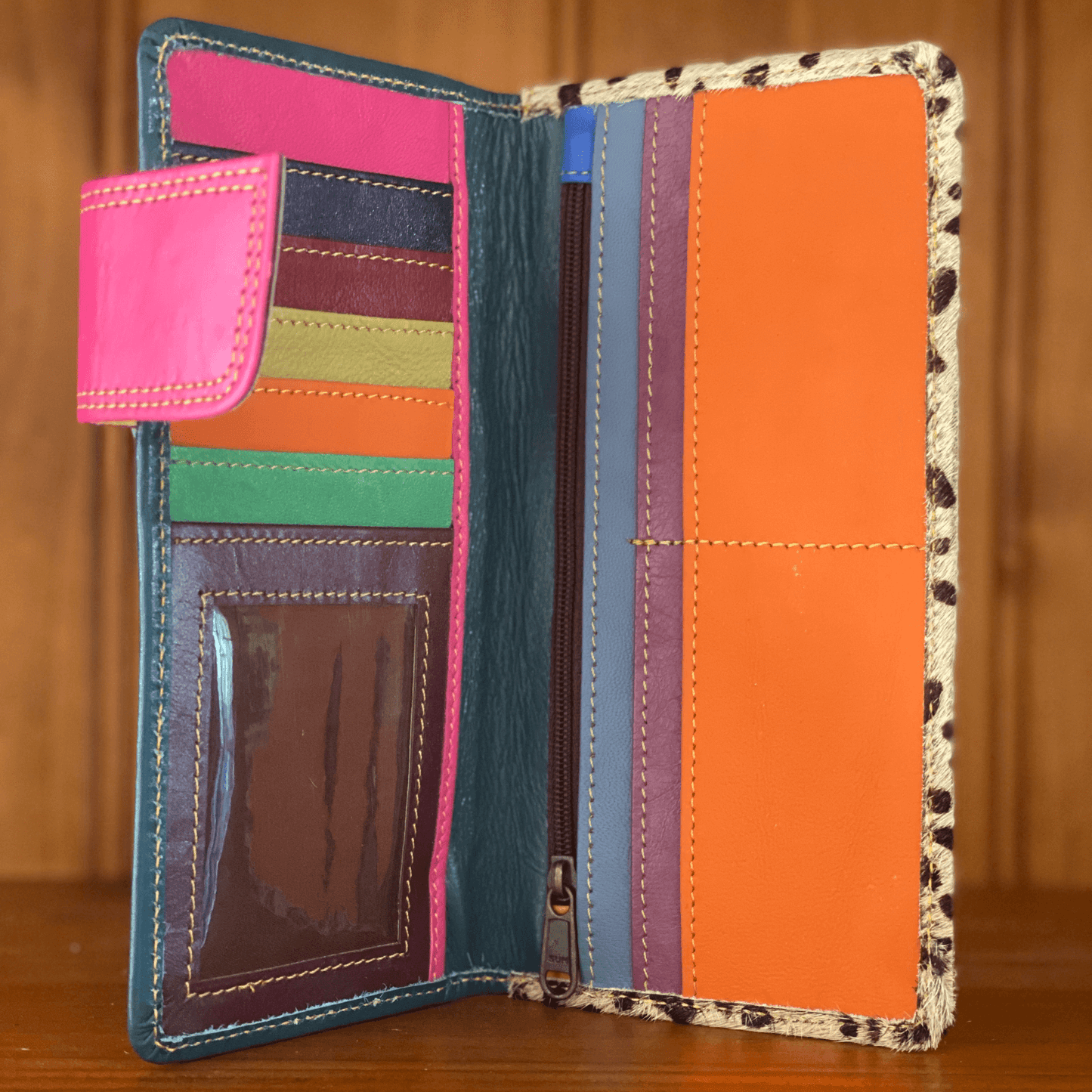 animal print, ladies wallets, cowhide, country fashion, womens handbags, leather, leopard, cheeta , pink, red, multicolour