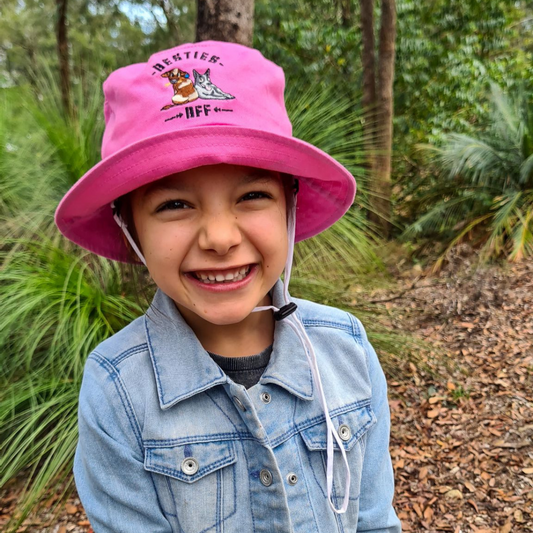 Kids cotton twill Besties bucket hat with chin strap and embroidered logo – outdoor sun hat for children
